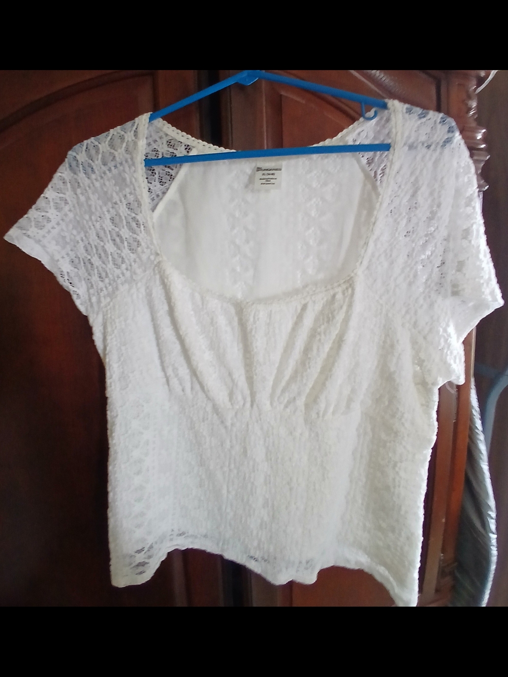 White Lace Scoop Neck Women’s Top